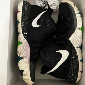 Nike KYRIE 5